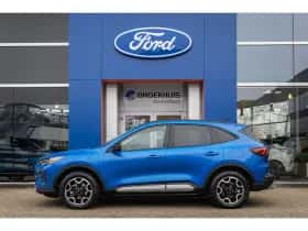 Ford Kuga (2024) thumbnail 3