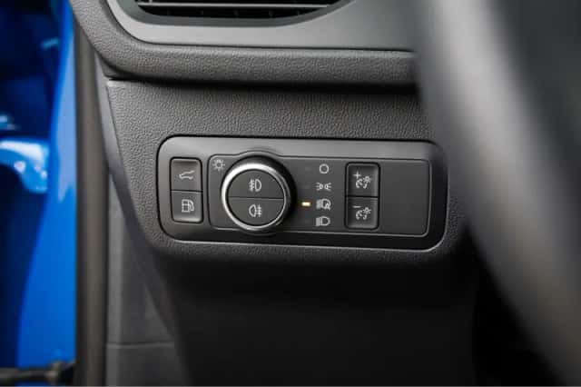 Ford Kuga (2024) thumbnail 24
