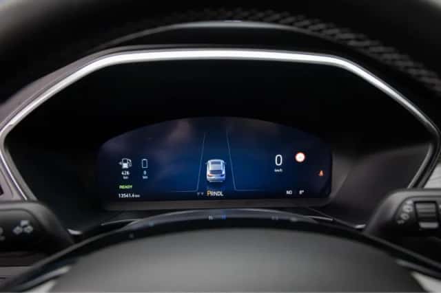 Ford Kuga (2024) thumbnail 27
