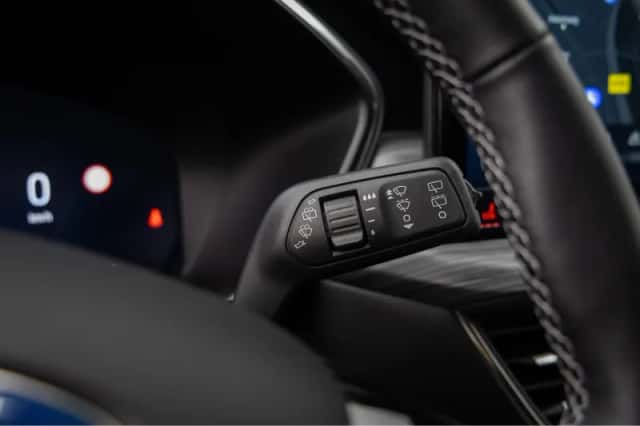 Ford Kuga (2024) thumbnail 30