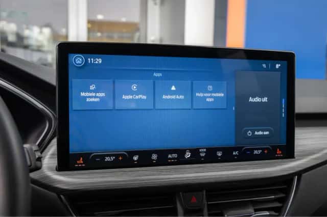 Ford Kuga (2024) thumbnail 45