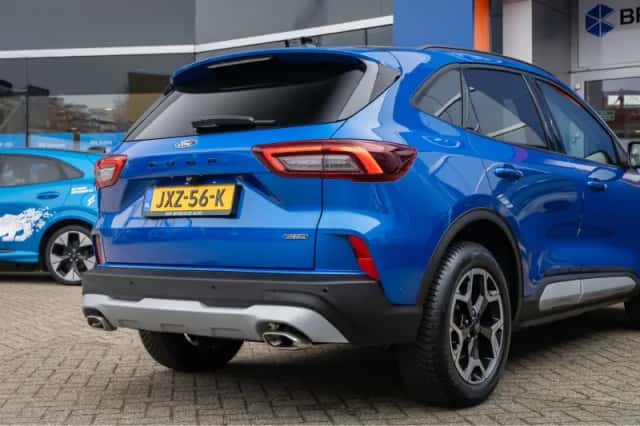 Ford Kuga (2024) thumbnail 6