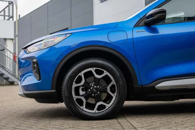 Ford Kuga (2024) thumbnail 52