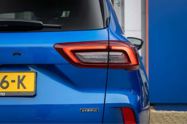 Ford Kuga (2024) thumbnail 7