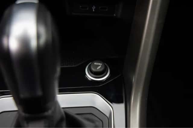 Volkswagen T-Roc (2021) thumbnail 33