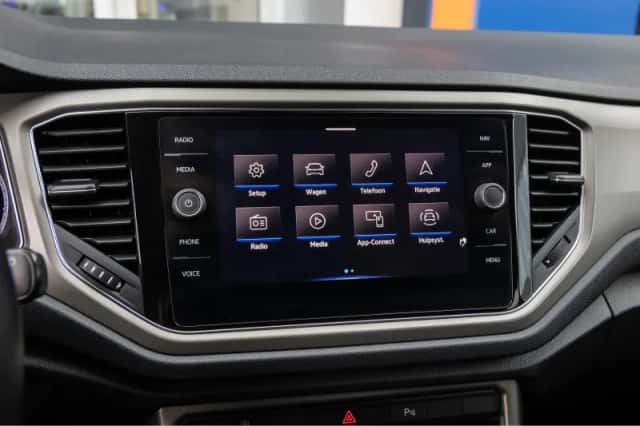 Volkswagen T-Roc (2021) thumbnail 36