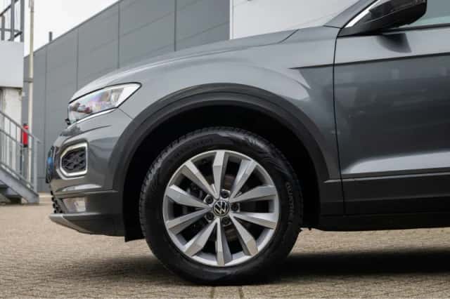 Volkswagen T-Roc (2021) thumbnail 42