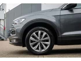 Volkswagen T-Roc (2021) thumbnail 42