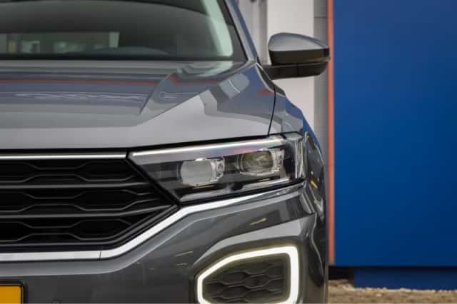 Volkswagen T-Roc (2021) thumbnail 9