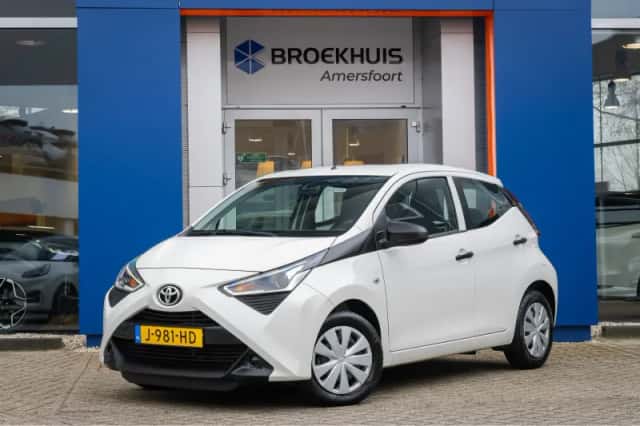 Toyota Aygo (2020) thumbnail 1