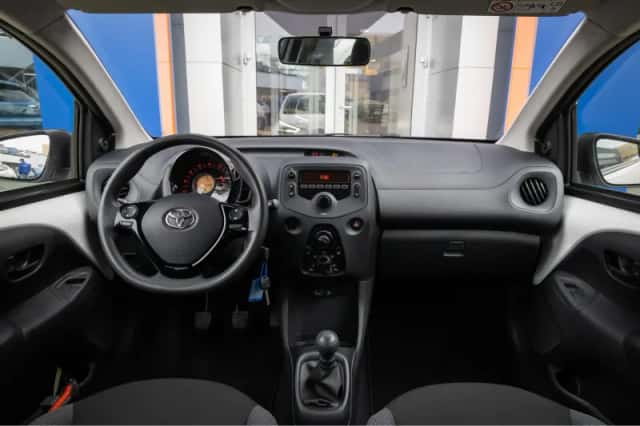Toyota Aygo (2020) thumbnail 2