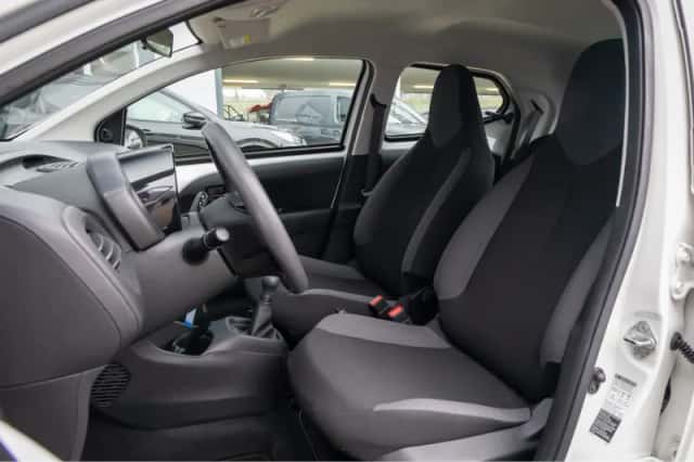 Toyota Aygo (2020) thumbnail 14