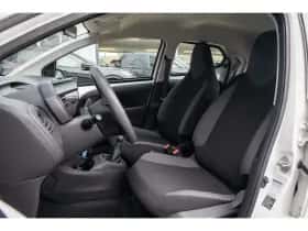 Toyota Aygo (2020) thumbnail 14