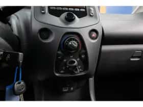 Toyota Aygo (2020) thumbnail 28