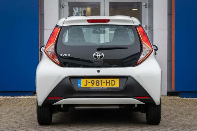 Toyota Aygo (2020) thumbnail 8