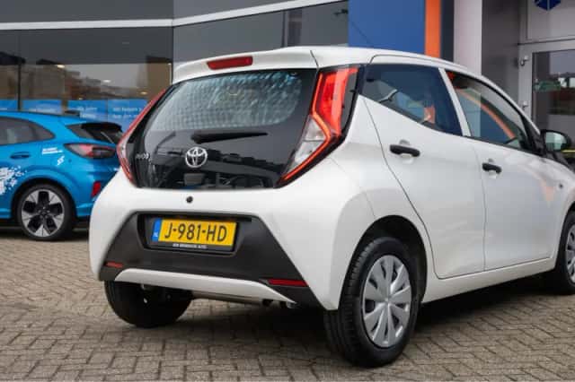 Toyota Aygo (2020) thumbnail 10