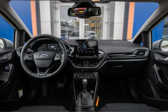 Ford Fiesta (2018) thumbnail 2