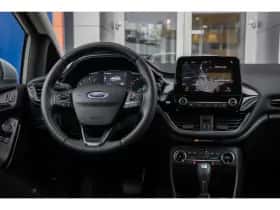 Ford Fiesta (2018) thumbnail 32