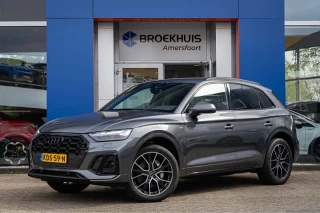 Audi Q5 (2022) thumbnail 1