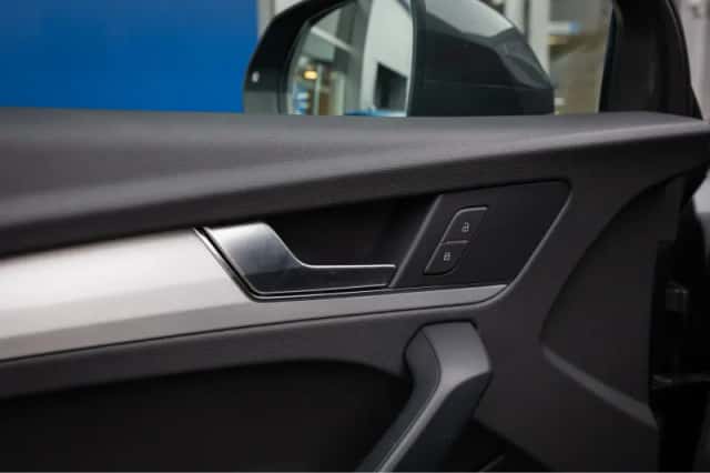 Audi Q5 (2022) thumbnail 14