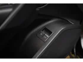 Audi Q5 (2022) thumbnail 16