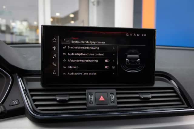 Audi Q5 (2022) thumbnail 48
