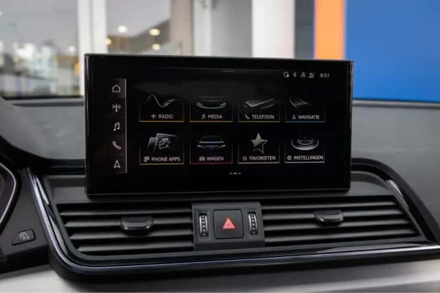 Audi Q5 (2022) thumbnail 49