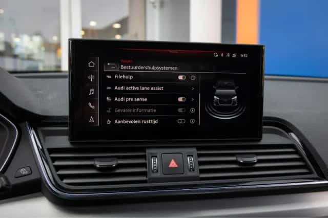 Audi Q5 (2022) thumbnail 50