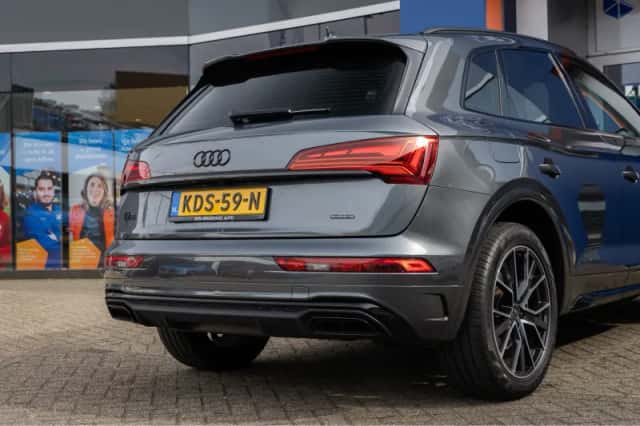 Audi Q5 (2022) thumbnail 7