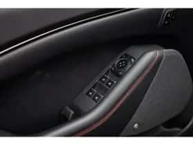 Ford Mustang Mach-E (2023) thumbnail 11