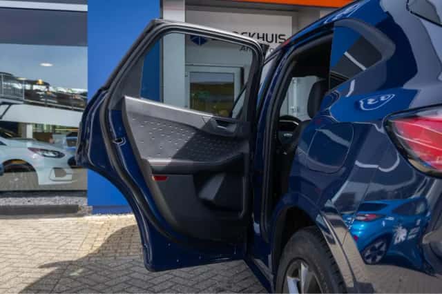 Ford Kuga (2021) thumbnail 14