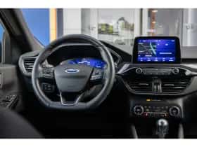 Ford Kuga (2021) thumbnail 25