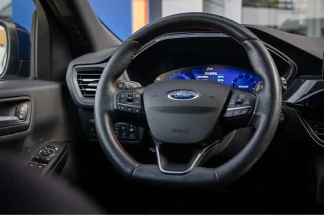 Ford Kuga (2021) thumbnail 26