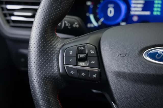 Ford Kuga (2021) thumbnail 28