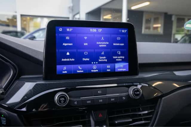 Ford Kuga (2021) thumbnail 45