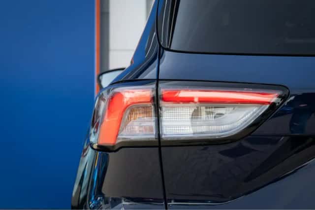 Ford Kuga (2021) thumbnail 8