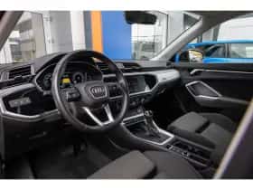 Audi Q3 (2022) thumbnail 2