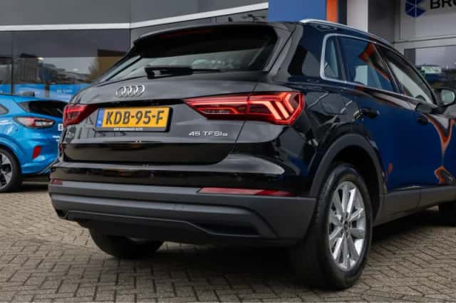 Audi Q3 (2022) thumbnail 11