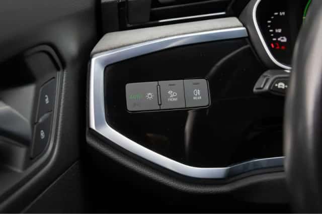 Audi Q3 (2022) thumbnail 27