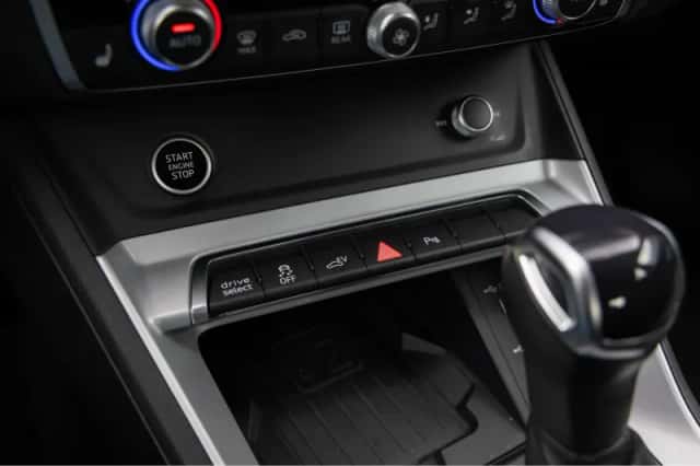 Audi Q3 (2022) thumbnail 37