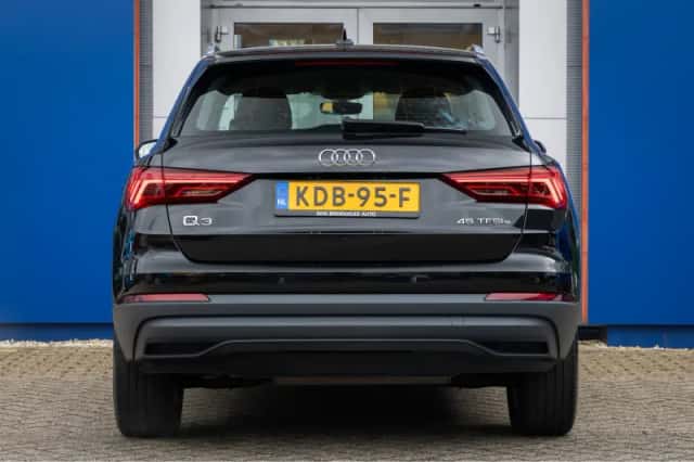 Audi Q3 (2022) thumbnail 5