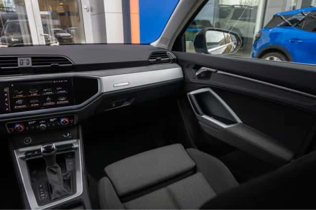 Audi Q3 (2022) thumbnail 47