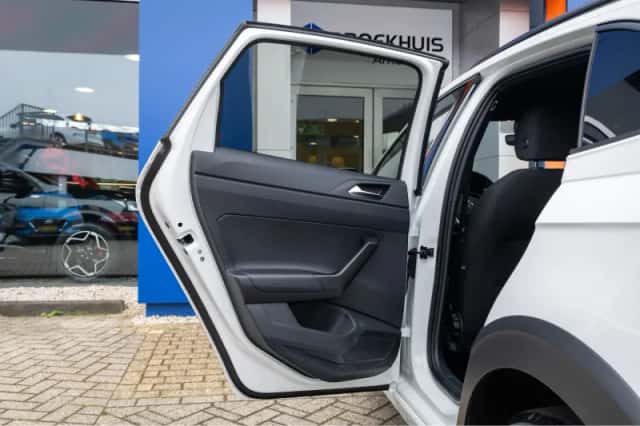 Volkswagen Taigo (2022) thumbnail 16