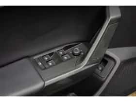 SEAT Leon (2022) thumbnail 21