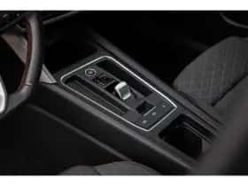 SEAT Leon (2022) thumbnail 24