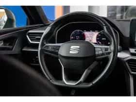 SEAT Leon (2022) thumbnail 25