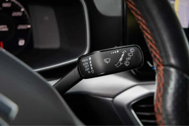 SEAT Leon (2022) thumbnail 30