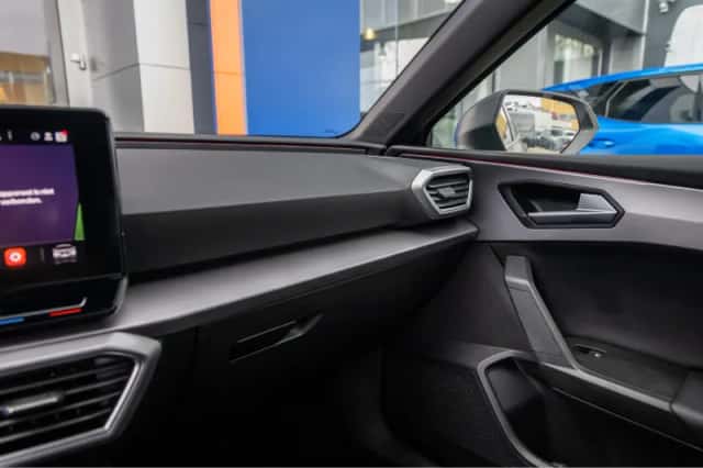 SEAT Leon (2022) thumbnail 31