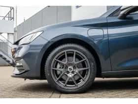 SEAT Leon (2022) thumbnail 9