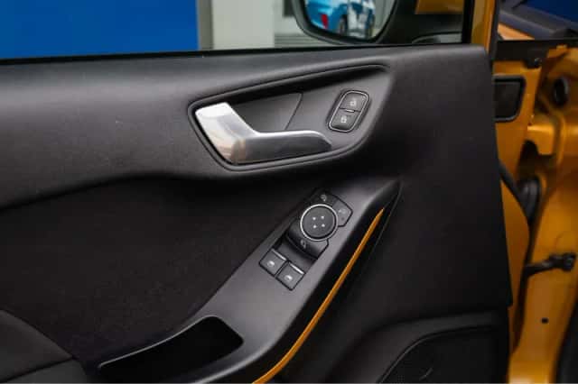 Ford Fiesta (2018) thumbnail 19